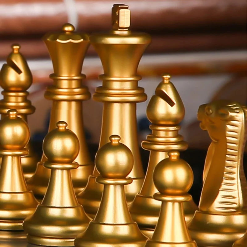 Chess Set With High Quality Chessboard