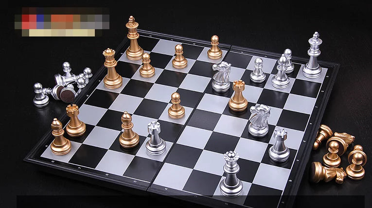 Chess Set With High Quality Chessboard